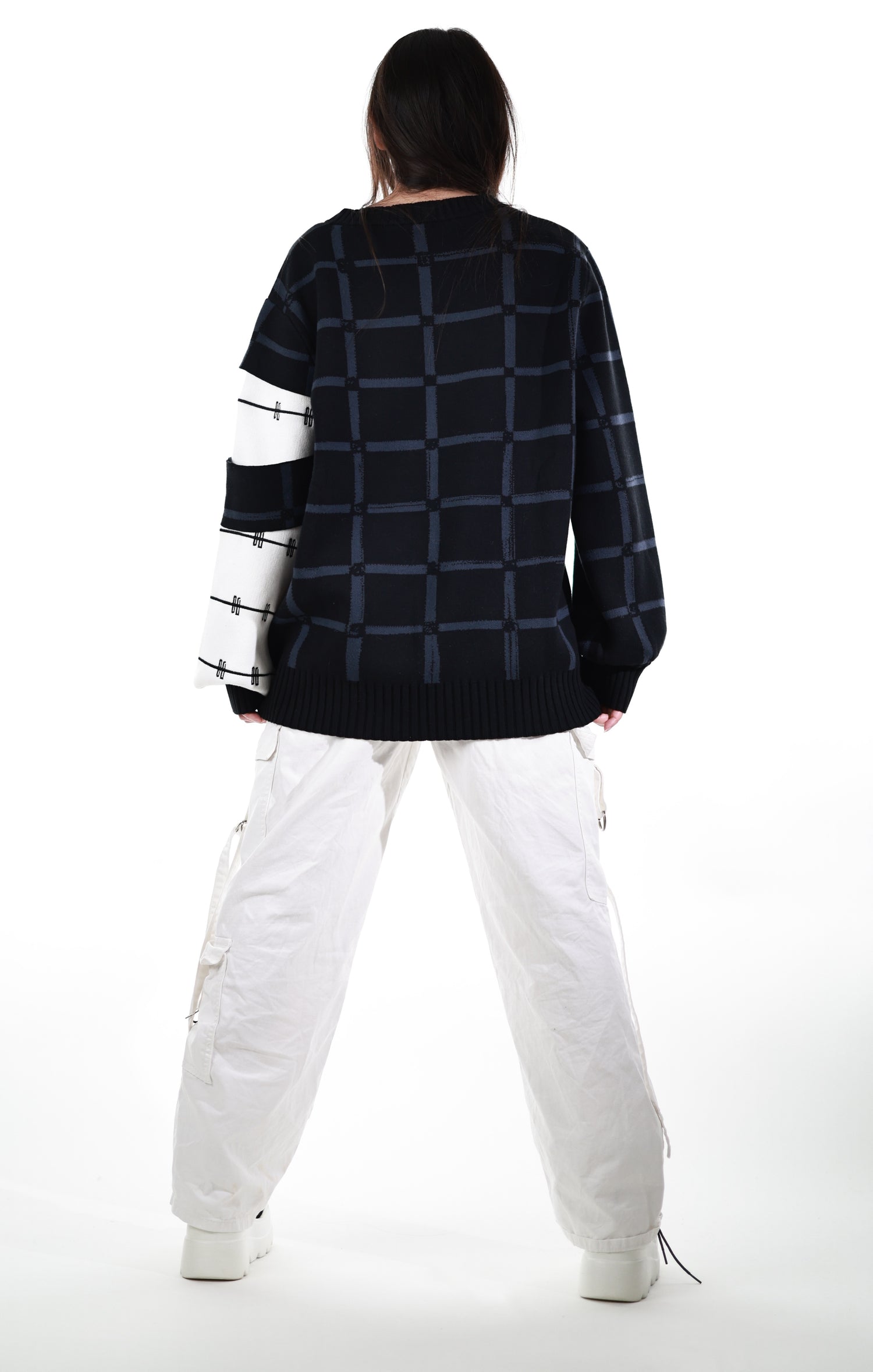 Mahito Sweater