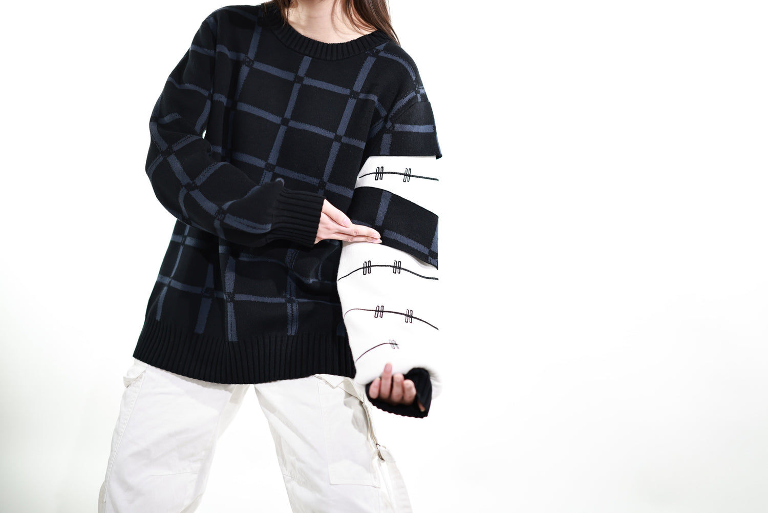 Mahito Sweater