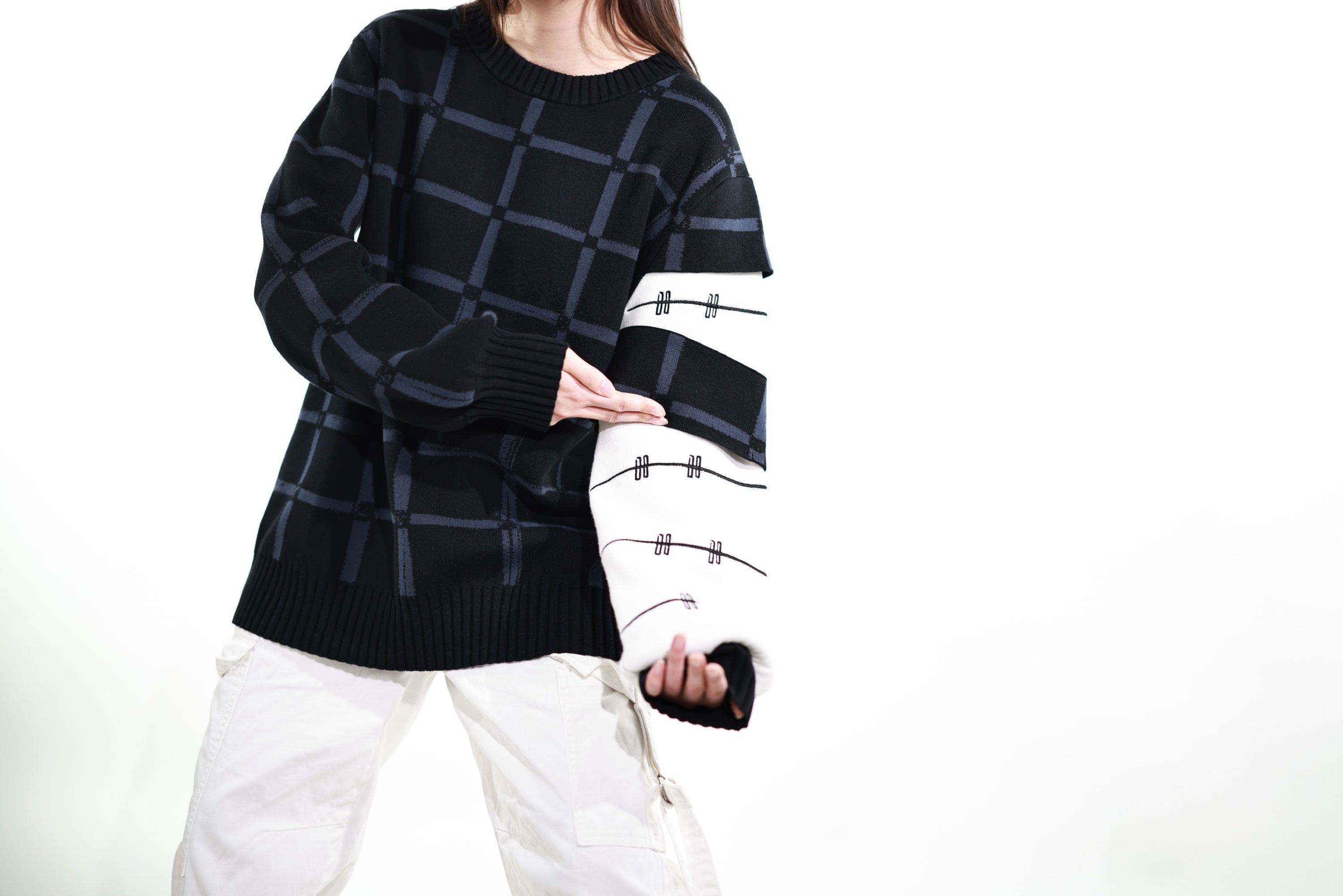Mahito Sweater
