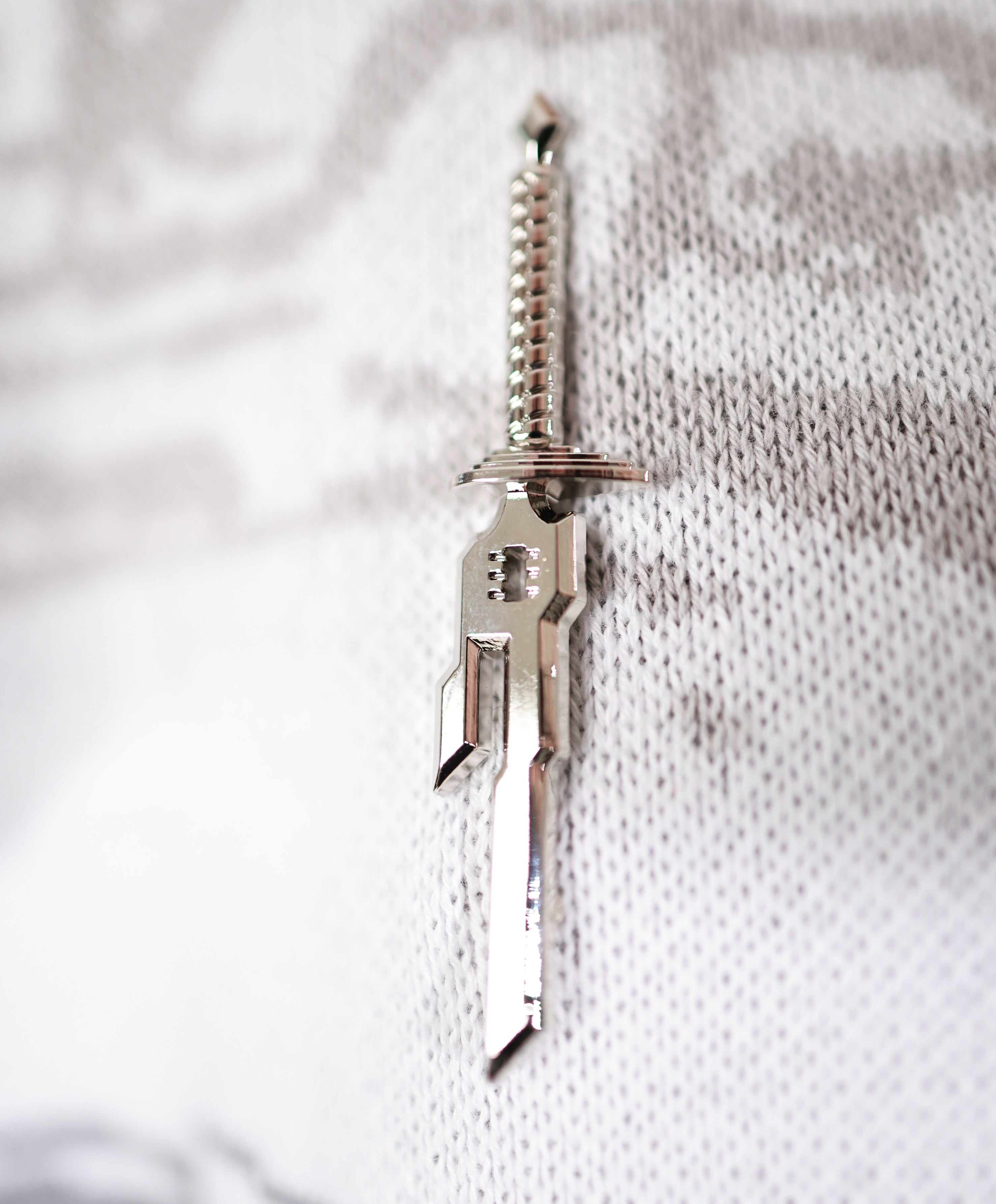 Toji Sword Pin