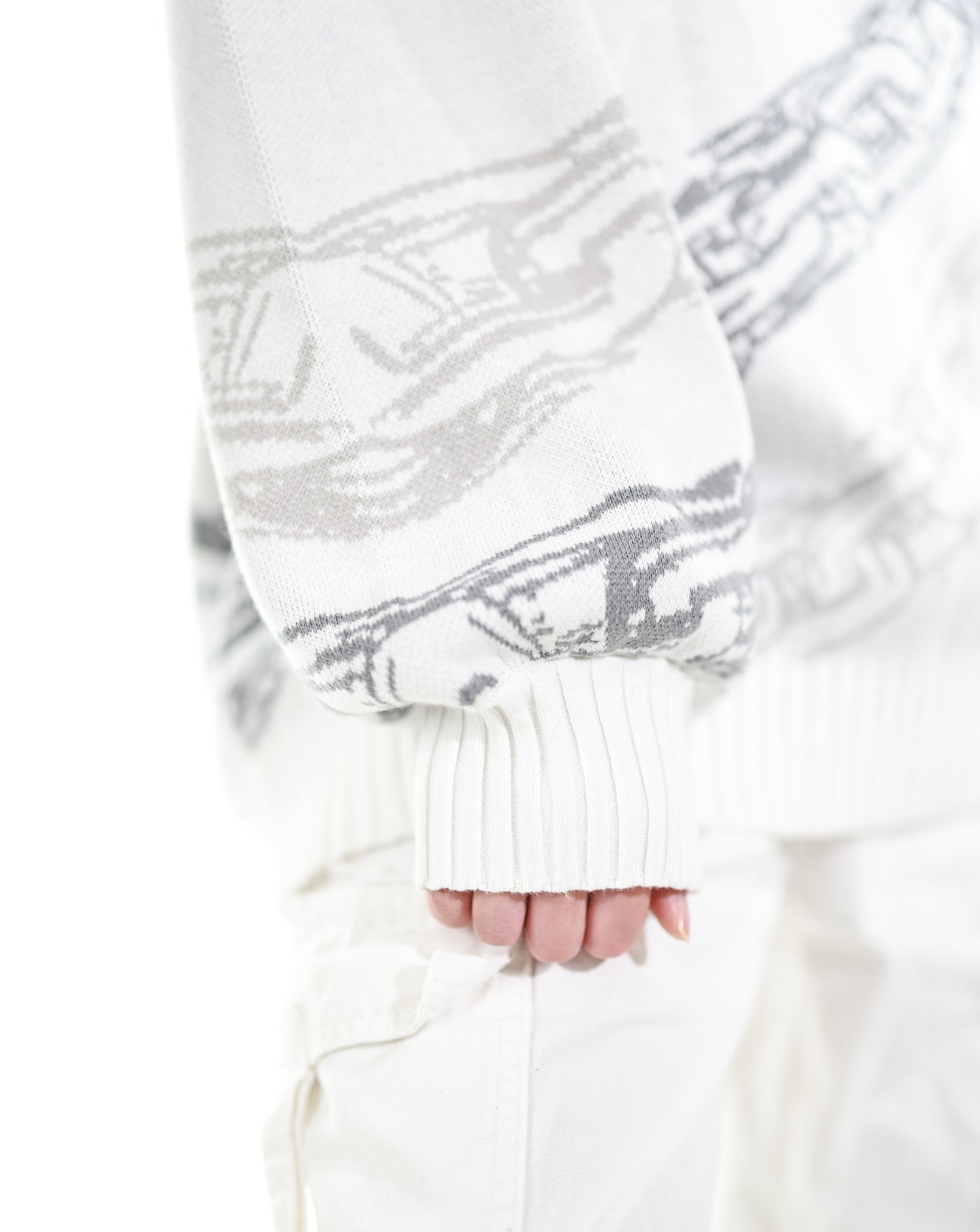 Toji Sweater