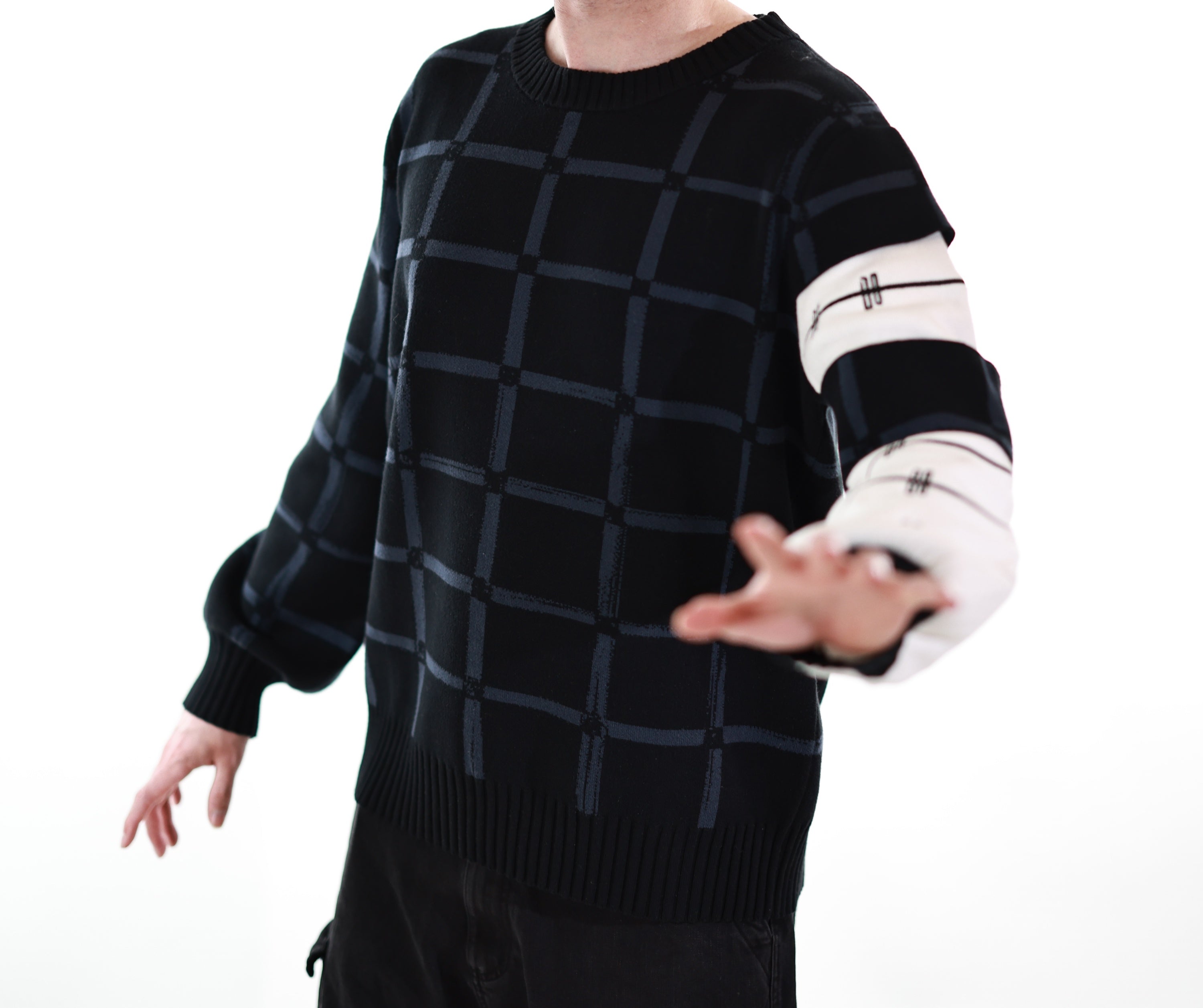 Mahito Sweater