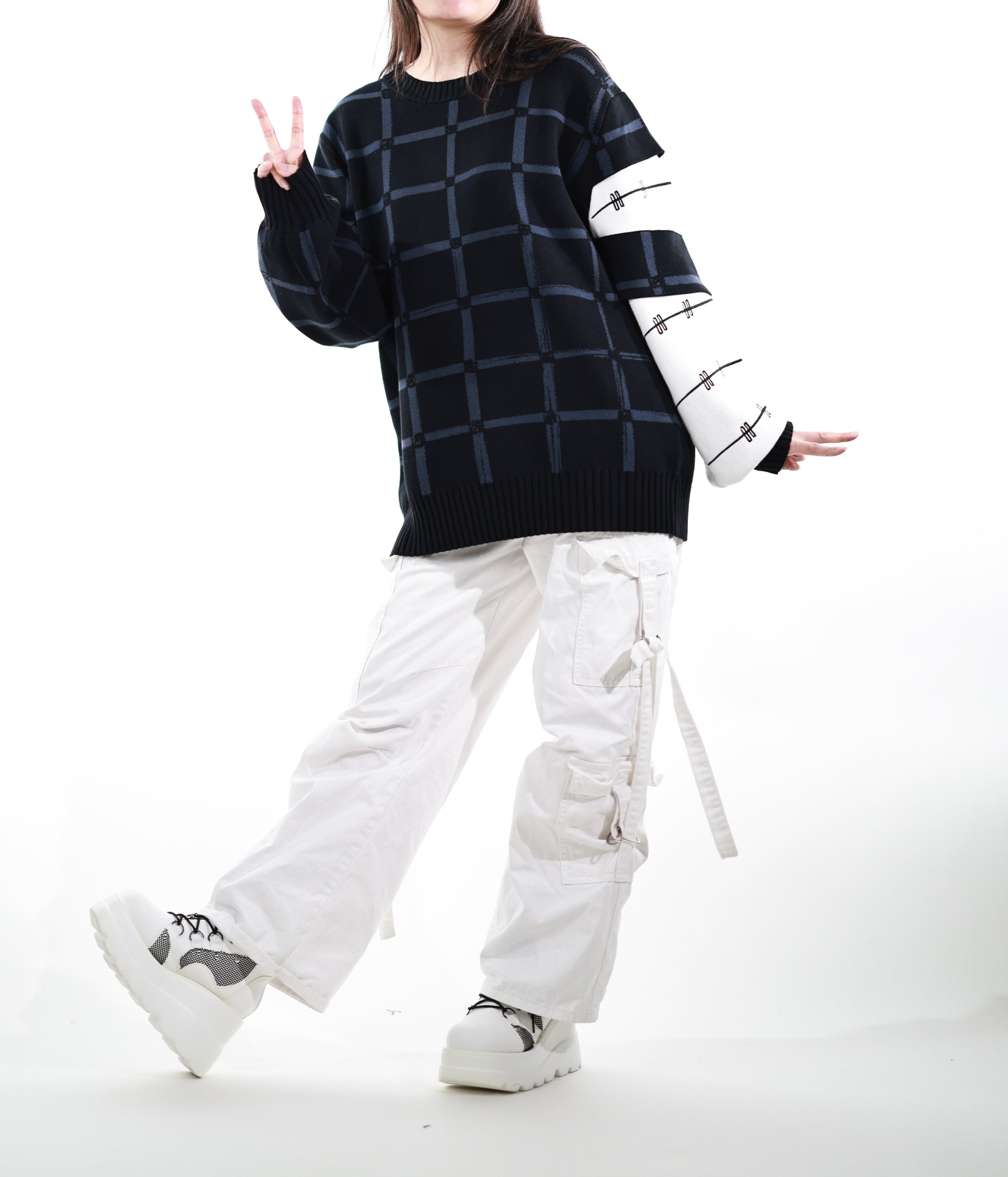 Mahito Sweater