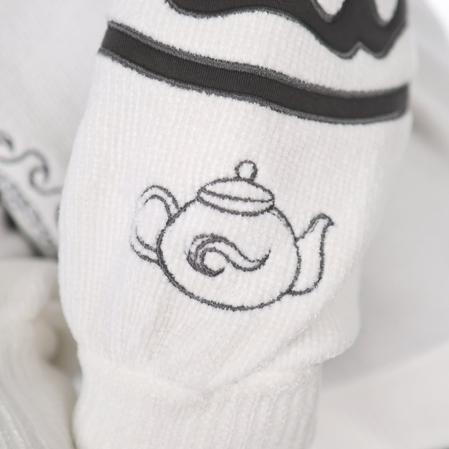Lotus Sweater Preorder